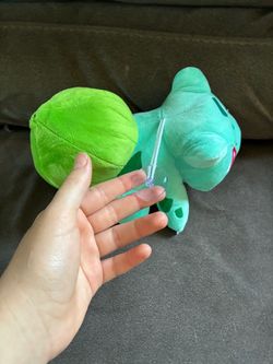 Bulbasaur Pokémon plush