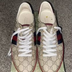 Authentic Gucci GG Shoes