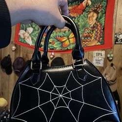 Spiderweb black purse