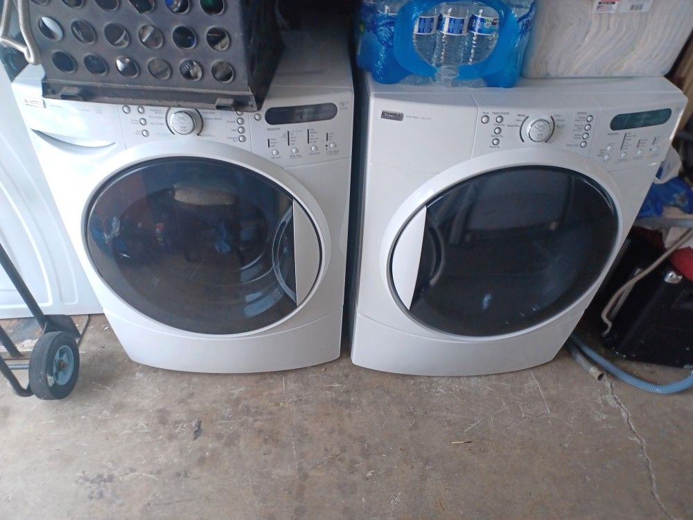 Kenmore Elite Stackable Washer And Gas Dryer 