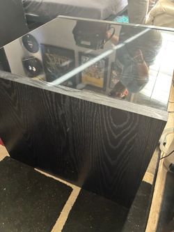 Side tables/end tables