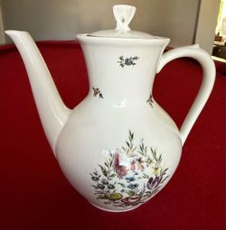 Vintage Bavarian Porcelain Teapot – Floral Design