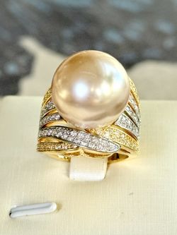NWOT Gorgeous Champagne Color Pearl Two Tones With accents Band Ring in 6,7