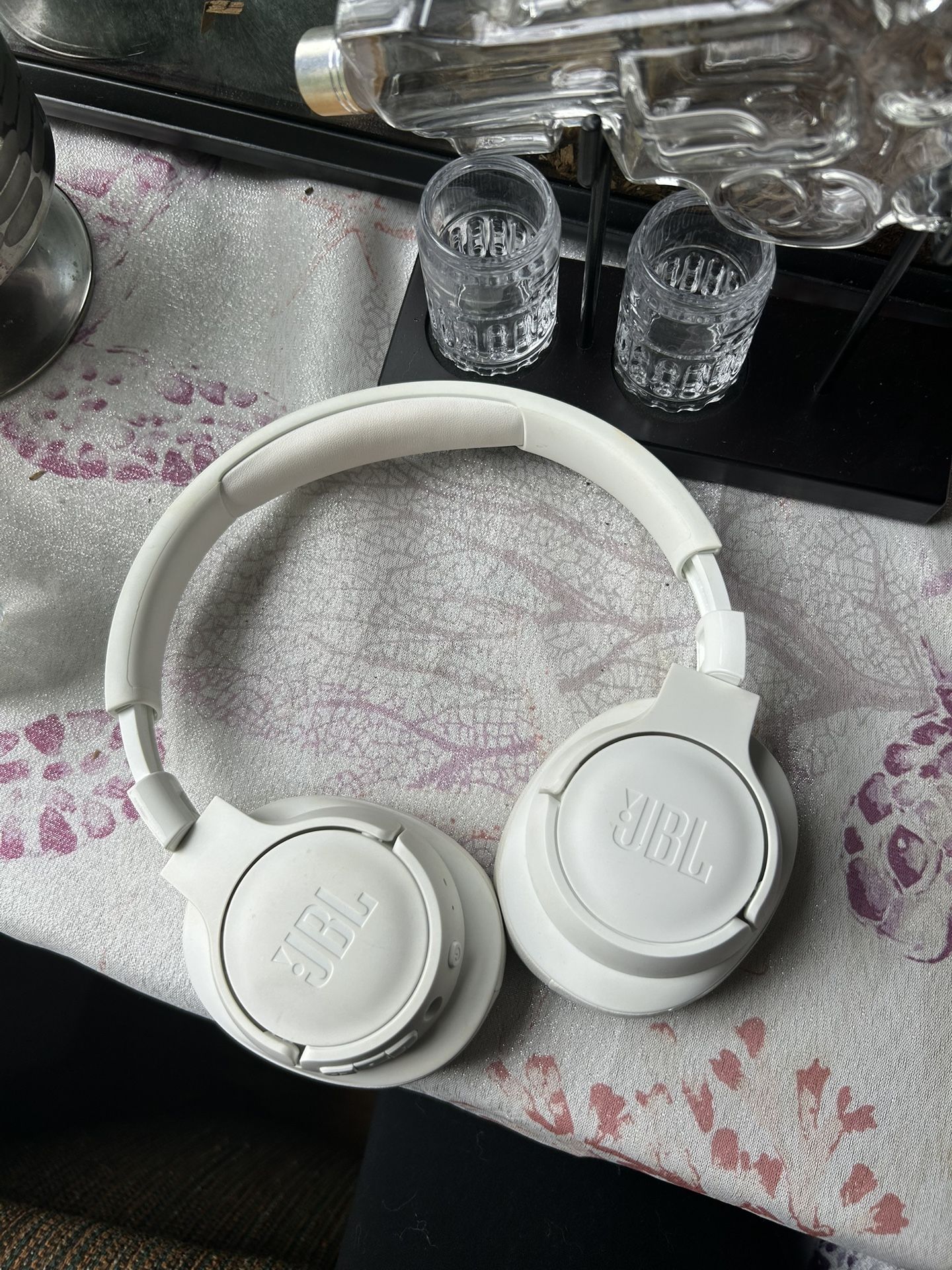 JBL Wireless Headphones