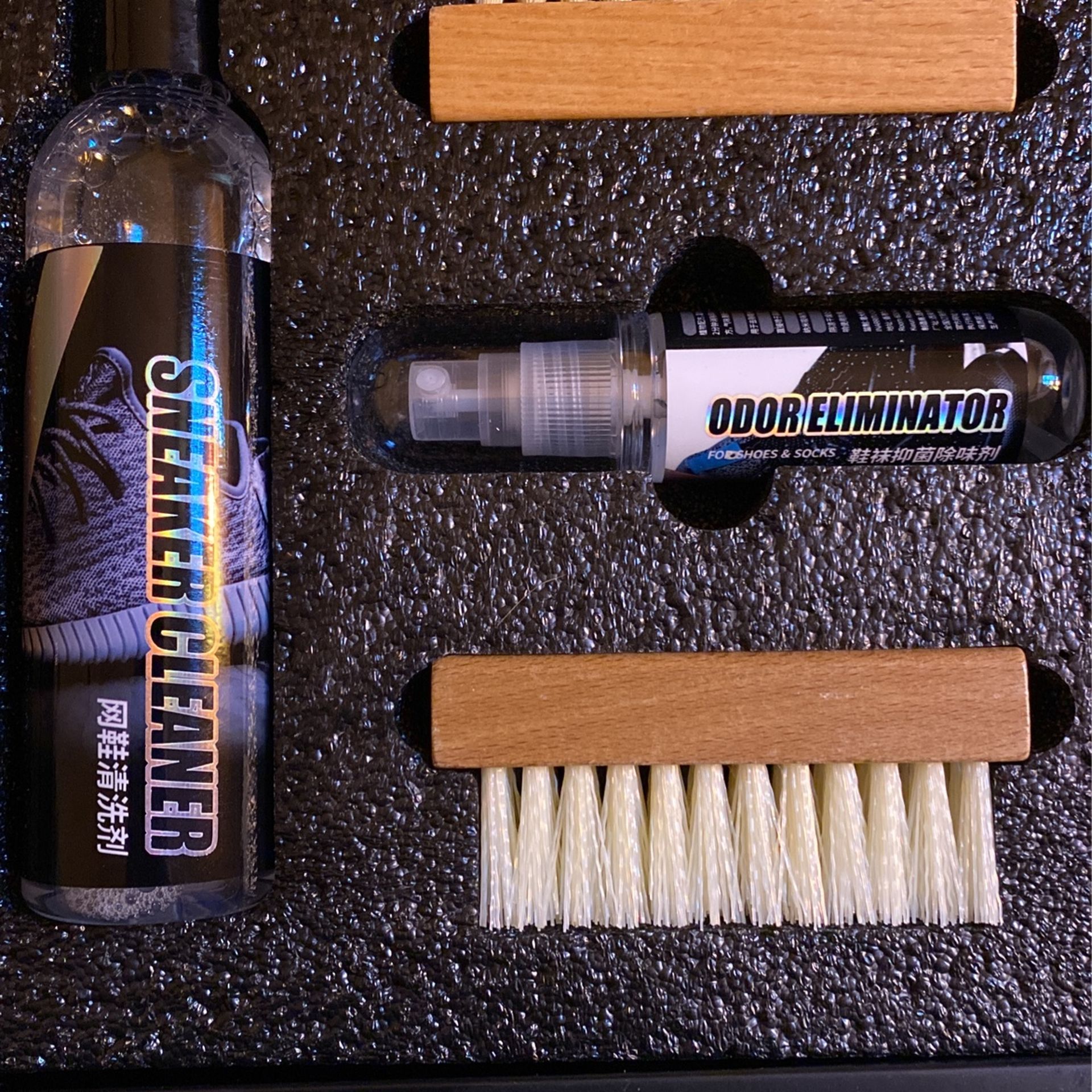 Sneaker/Shoe Cleaning Kit!