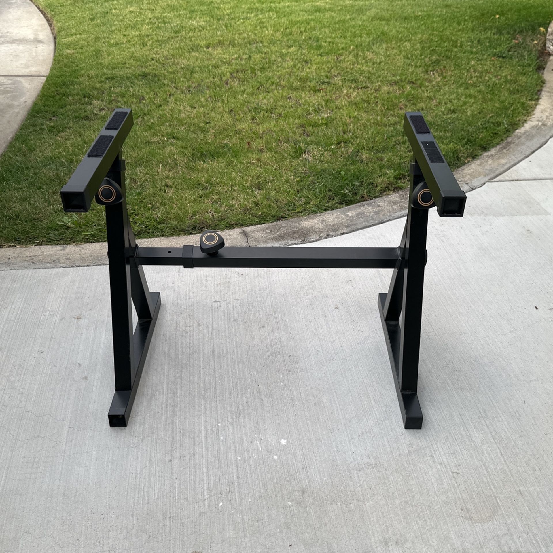 Adjustable Keyboard Piano Z Stand