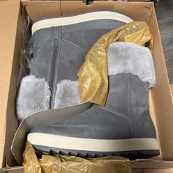 Women Size 10 KOOLABURRA By Ugg