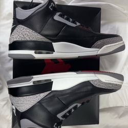 3 pairs of men’s retro Jordan’s