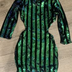 BRAND NEW SIZE SMALL SEQUIN DRESS