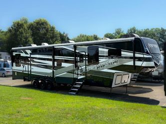 2022 Keystone Raptor 429