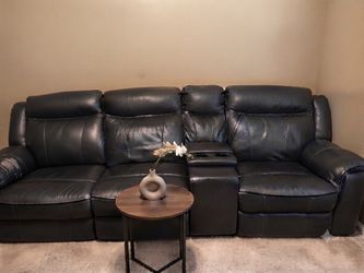 Black Reclining Sofa with Center Console & Cup Holders