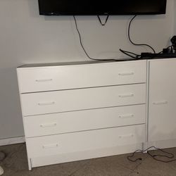 4 Drawer Dresser