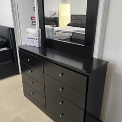 Eight Drawers Dresser “Rails” With Mirror 