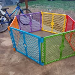 Panel of the six corral