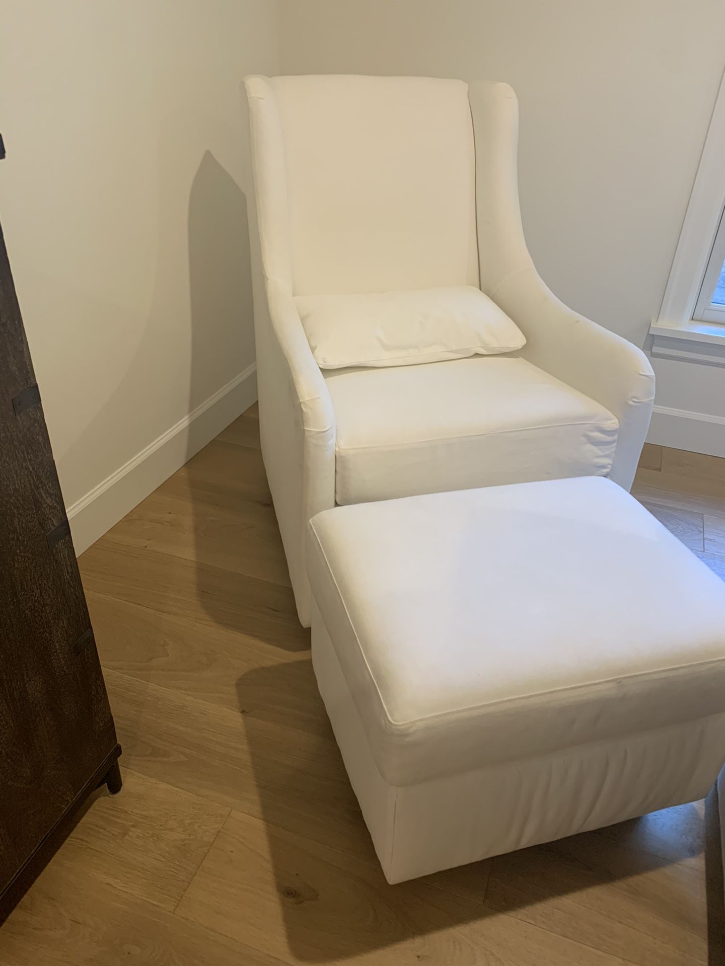 Pottery Barn Glider With Ottoman