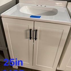 24in Bathroom Vanity with Top