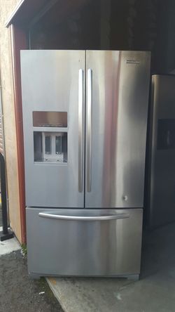 French door refrigerator kichenAid