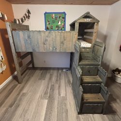 Twin Fort Loft Bed. 