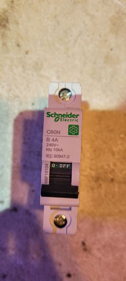 Schneider Electric C60N C 4A 4 AMP Mini Circuit Breaker M9F10104