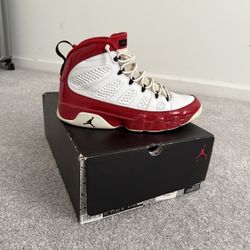 Jordan 9 Gym Red 