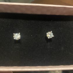 Real  Diamond Earrings 