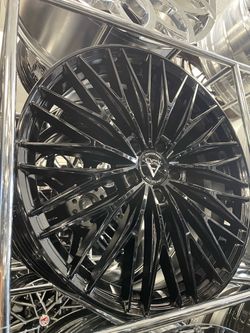 5X130 22 INCH WHEEL AND TIRE SETS ​Vehicle Fitment: Perfect matching packages for Mercedes G-Class (G-Wagon), older Audi/VW SUVs, and high-end luxury 