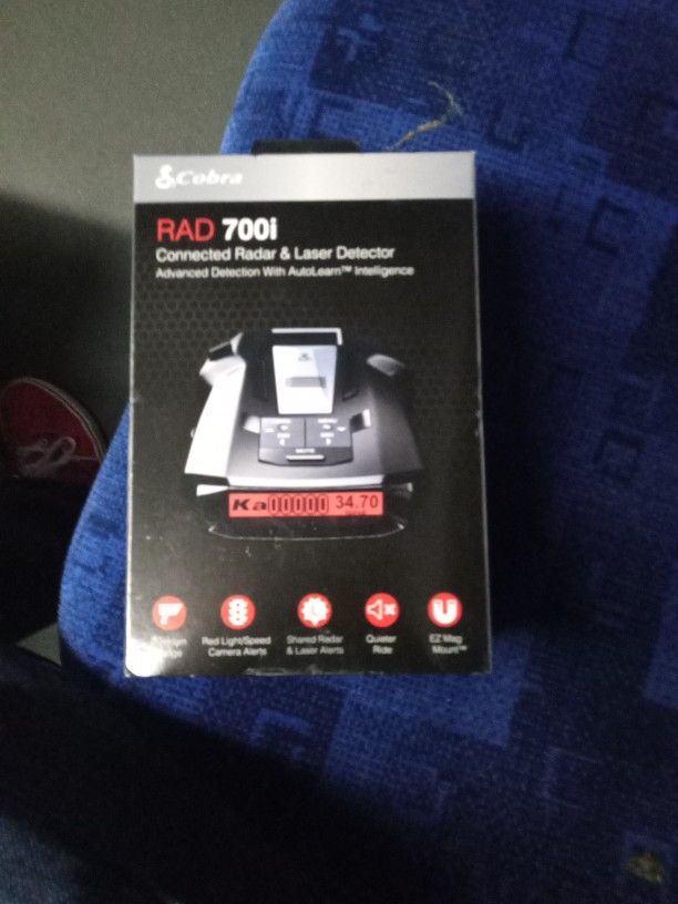 Cobra Radar Detector RAD 700i