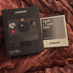 Polaroid Now Instant Camera 
