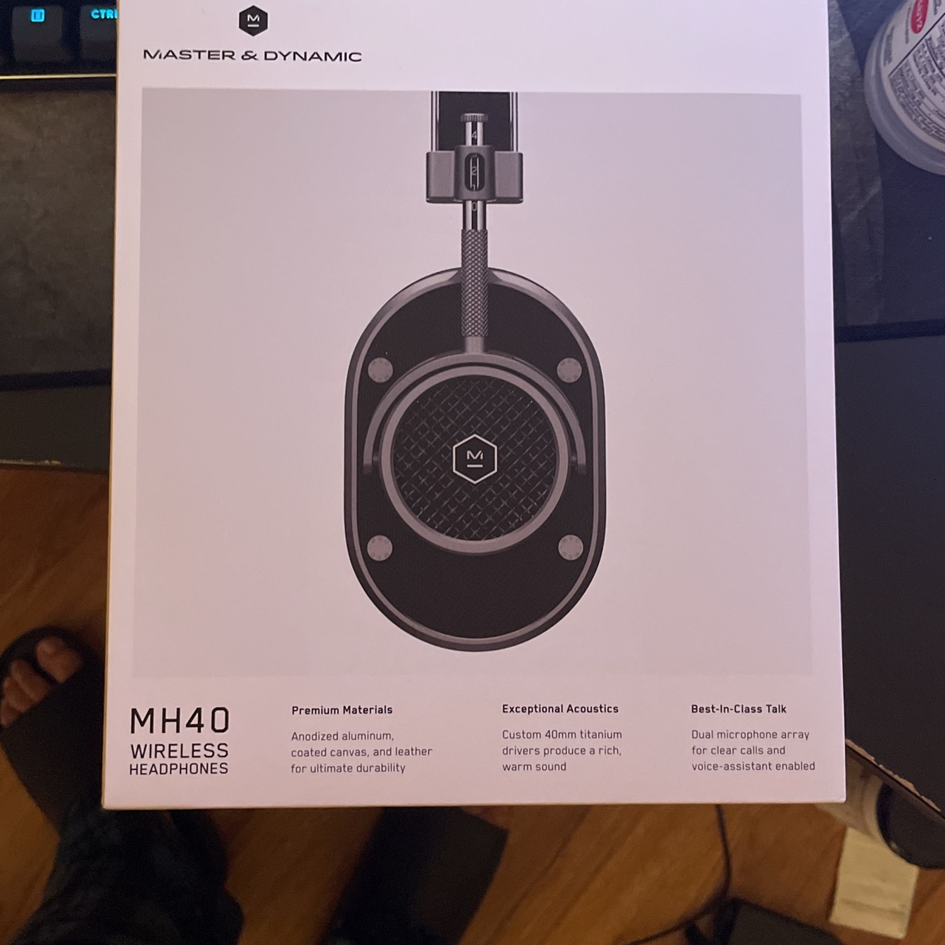 Master and Dynamic MH40 Wireless Headphone
