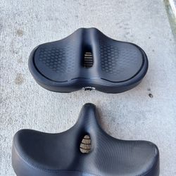 Oversized Bike Seats 