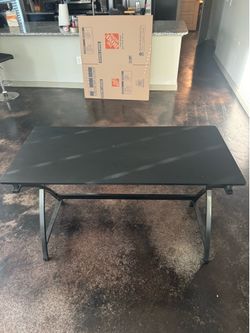 Modern Black Computer Desk / Office Desk