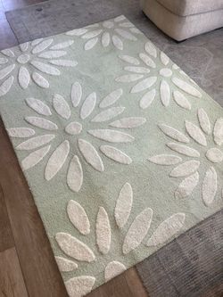 Green Flower Rug