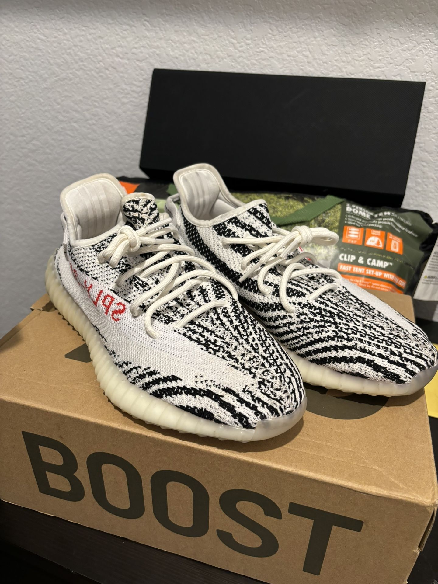 adidas Yeezy Boost 350 V2