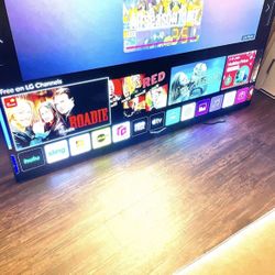 77”LG OLED 4K 2160p UHD Smart TV HDR 