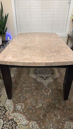 Marvel Dining Table Barely Use Very Clean Like New