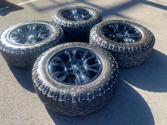 Factory 18” Chevy TrailBoss ZR2 Wheels & Goodyear Duratrac Tires
