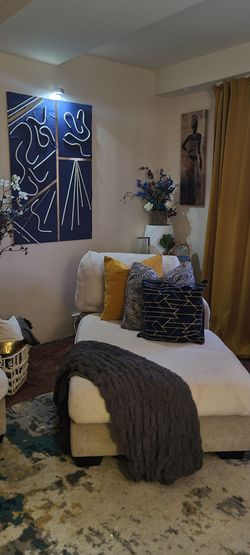 2 pc Sectional