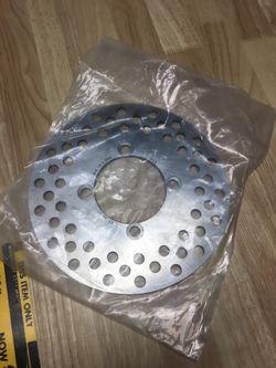 Rear disc brake for rhino