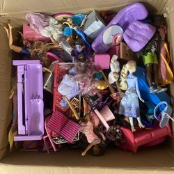 Huge Box Of Barbies 