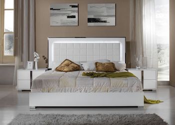 MODREST Gloss White Bed Set - Made In Italy