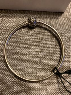 100% Authentic Pandora Sterling Silver bangle bracelet 925 ALE