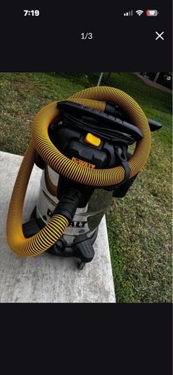 10 Gal. Stainless Steel Wet/Dry Vacuum Dewalt