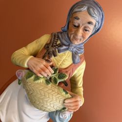 Vintage Homco Golden Years Series Elderly Rural Woman With Basket Figurine 12”