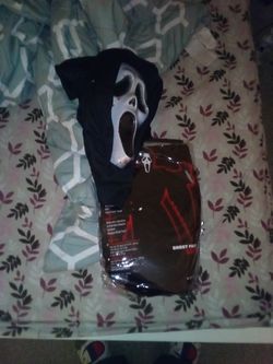 Scream Costume