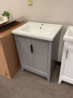 24” Bathroom Vanity In Gray With Ceramic Top (V987)
