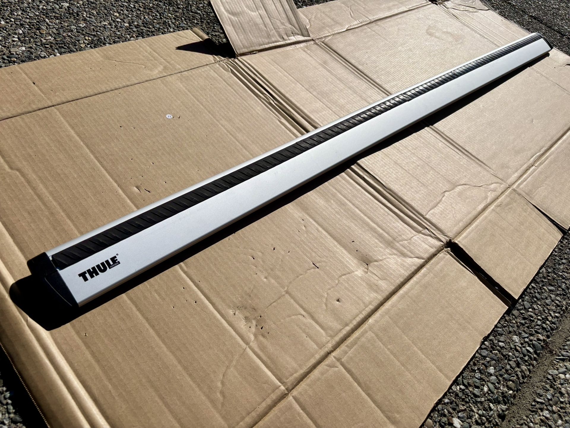Thule 60β AeroBlade Load Bar (1 Piece)