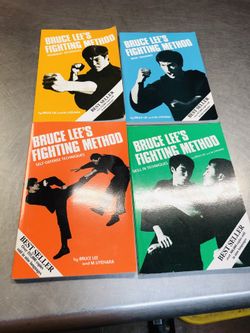 Bruce Lee Self Defense 4 Volume Books