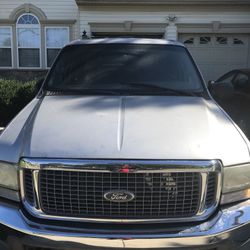 2004 Ford Excursion