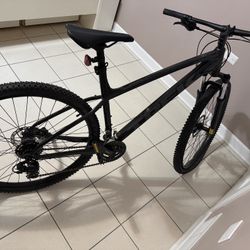 MARLIN 5 XL 29 TREK BLACK/LITHIUM GREY