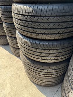 255/50r20 Bridgestone tires en excelentes condiciones de vida las 4